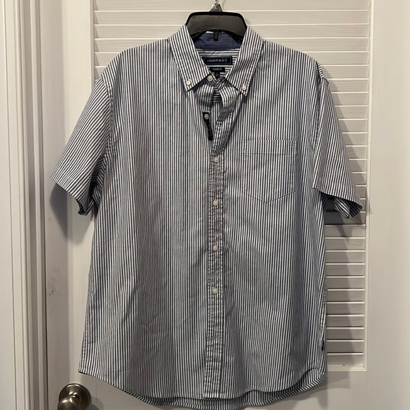 Mens Crown & Ivy short sleeve button down shirt - Picture 1 of 6